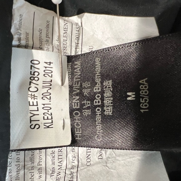 Marmot down jacket. - Picture 6 of 12